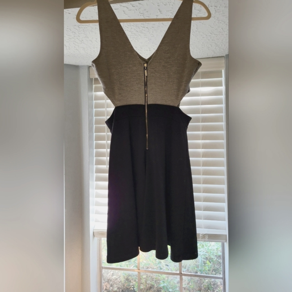 Guess cut-out Dress